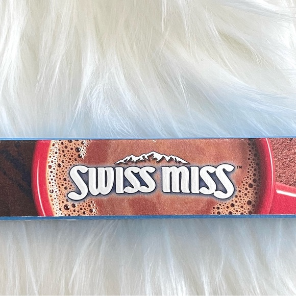 Bold & Beautiful Beauty Set of 8 - Picture 7 of 7